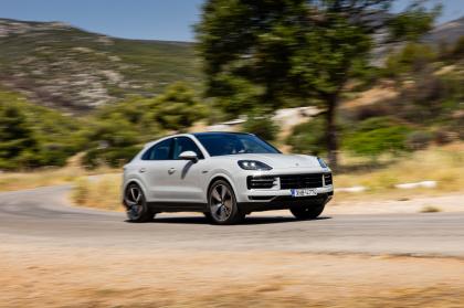 Test: Porsche Cayenne Coupe E-Hybrid 470Ps